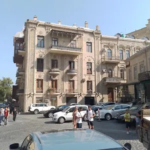 Delux Duplex In Old City Апартаменты Баку